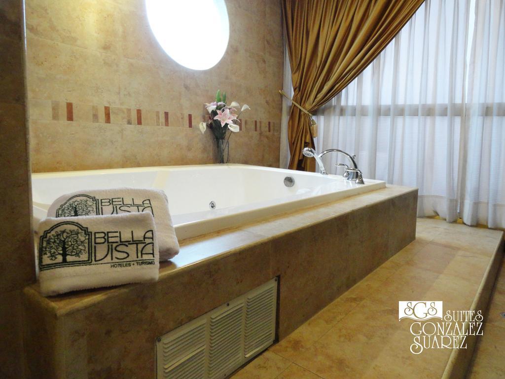 Hotel Suites Gonzalez Suarez キト エクステリア 写真