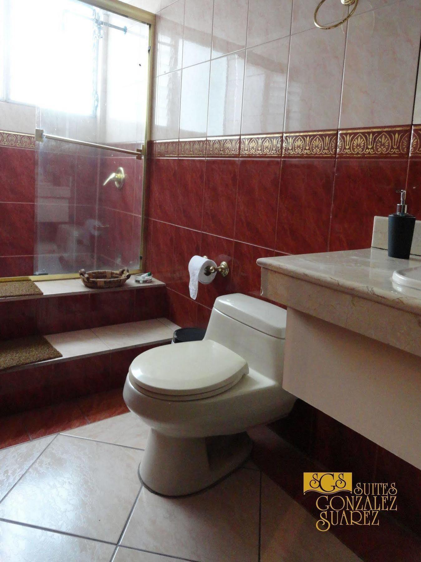 Hotel Suites Gonzalez Suarez キト エクステリア 写真
